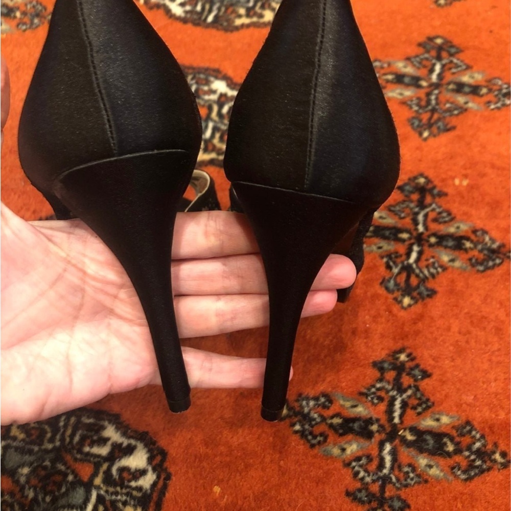 Elegant Black Lace Peep-Toe Heels - Picture 3 of 6